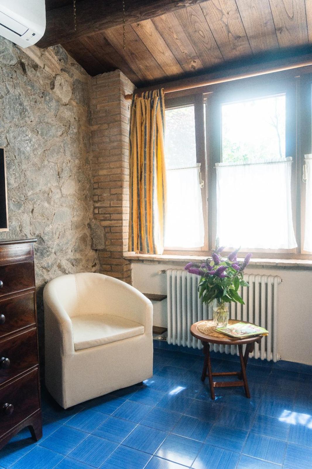 Collina Blu Bed & Breakfast Болсена Екстериор снимка
